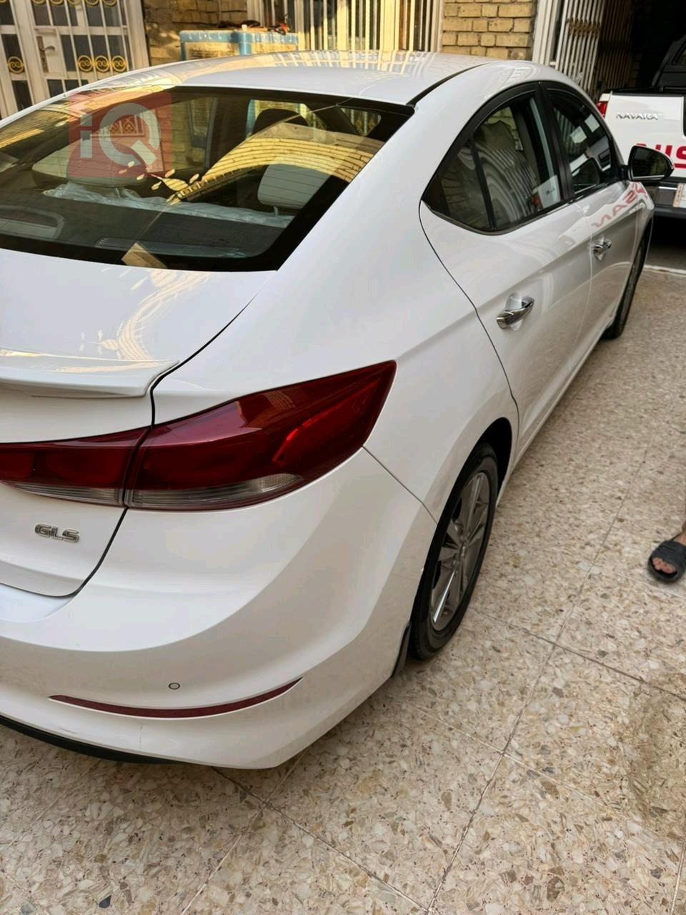 هيونداي النترا